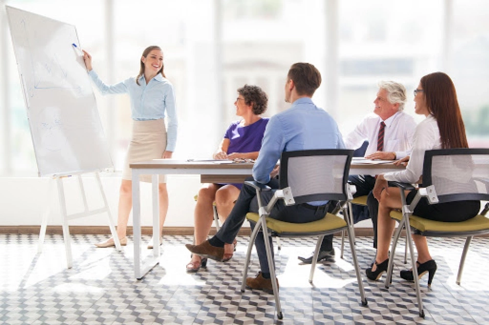 DORADZTWO ZAWODOWE I PERSONALNE Z ELEMENTAMI COACHINGU - ONLINE