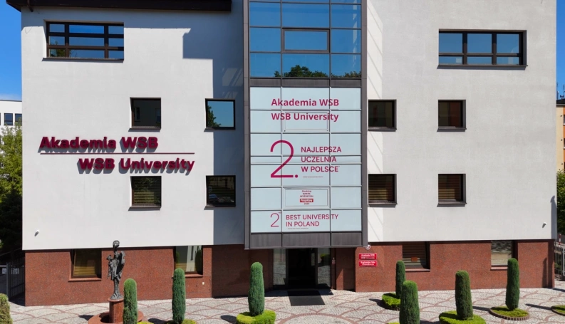 Zdjęcie nr 3 z galerii Uczelnia/ budynek 