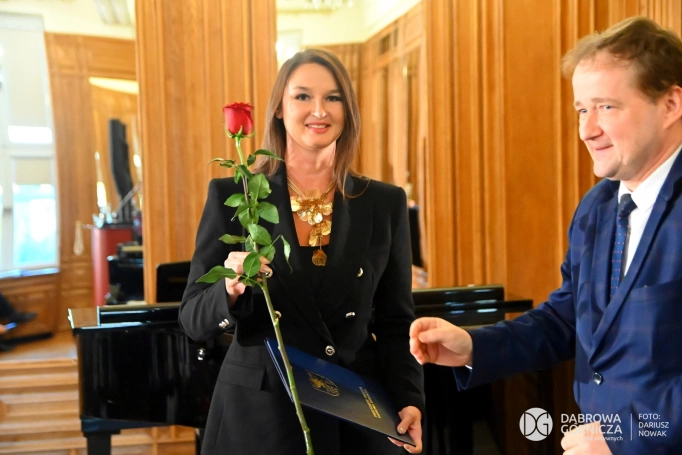 Zdjęcie nr 2 z galerii Wyróżnienie Prezydenta Miasta Dąbrowa Górnicza