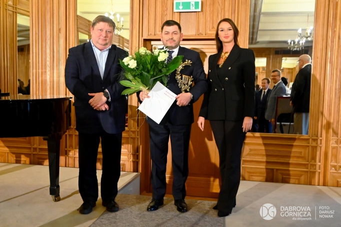 Zdjęcie nr 1 z galerii Wyróżnienie Prezydenta Miasta Dąbrowa Górnicza