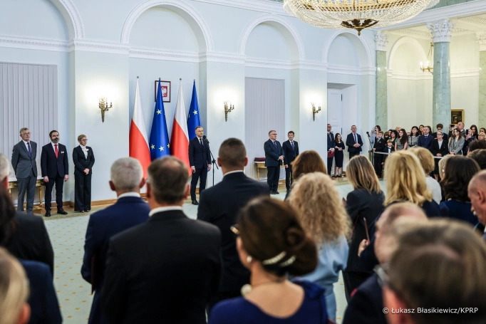 Zdjęcie nr 2 z galerii Profesorowie AWSB w Pałacu Prezydenckim. Kolejne nominacje dla Naukowców Akademii