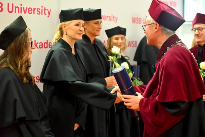 Zdjęcie nr 21 z galerii Doktoraty i habilitacje. Kolejni naukowcy wykształceni w AWSB