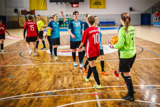 Zdjęcie nr 4 z galerii futsal kobiet