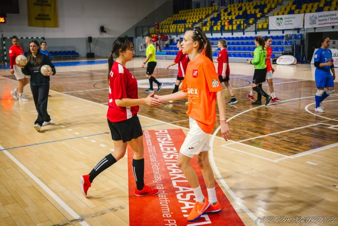 Zdjęcie nr 7 z galerii futsal kobiet