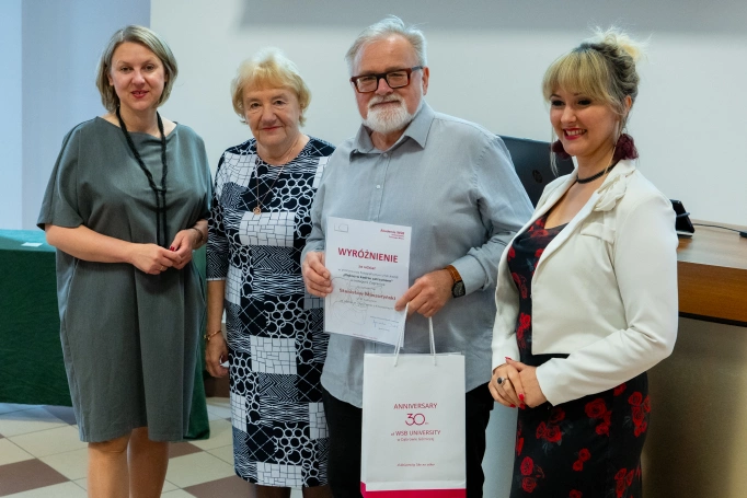 Zdjęcie nr 11 z galerii Finał VIII Konkursu Fotograficznego UTW