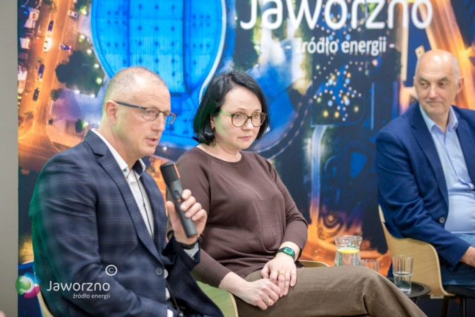 Zdjęcie nr 2 z galerii Samorządowa dyskusja o bezpieczeństwie. Prof. Paulina Polko: "To ludzie są kluczowym ogniwem"