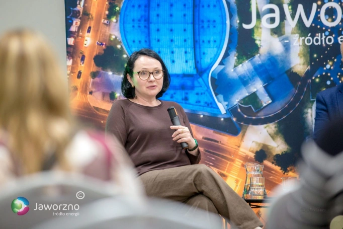Zdjęcie nr 1 z galerii Samorządowa dyskusja o bezpieczeństwie. Prof. Paulina Polko: "To ludzie są kluczowym ogniwem"