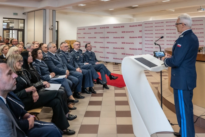 Zdjęcie nr 7 z galerii Fundament godności i człowieczeństwa. Sympozjum o prawach człowieka w służbie publicznej