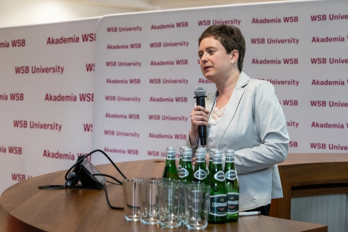 Zdjęcie nr 26 z galerii Fundament godności i człowieczeństwa. Sympozjum o prawach człowieka w służbie publicznej