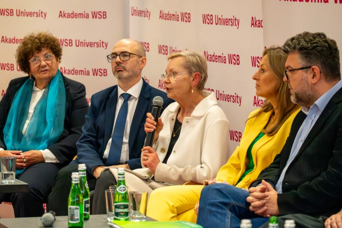 Zdjęcie nr 5 z galerii Debata