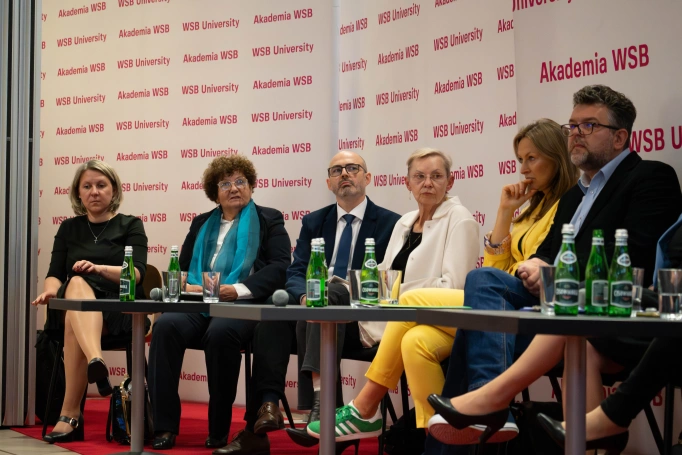 Zdjęcie nr 10 z galerii Debata