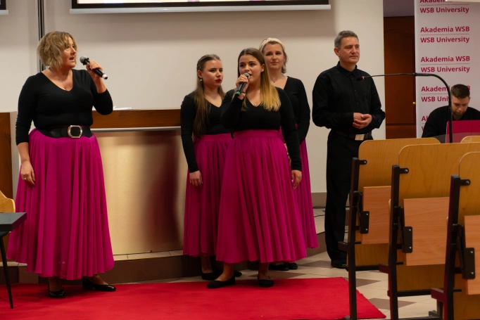 Zdjęcie nr 15 z galerii Debata