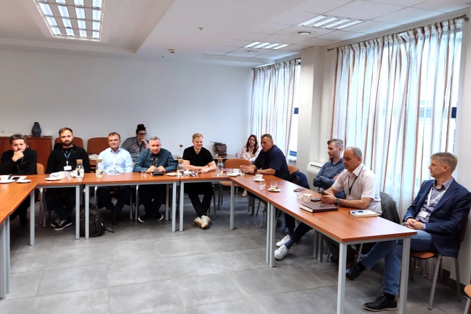 Zdjęcie nr 15 z galerii Wiedza gwarantująca bezpieczeństwo. Akademia WSB uczy samorządy jak chronić ludzi i przygotować się na wypadek wojny