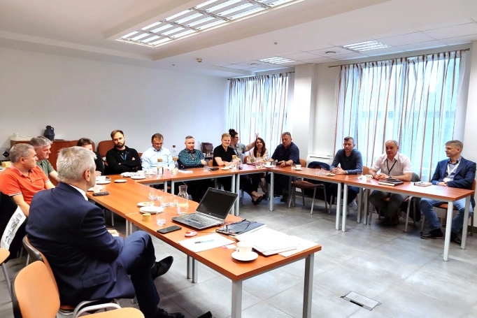 Zdjęcie nr 16 z galerii Wiedza gwarantująca bezpieczeństwo. Akademia WSB uczy samorządy jak chronić ludzi i przygotować się na wypadek wojny