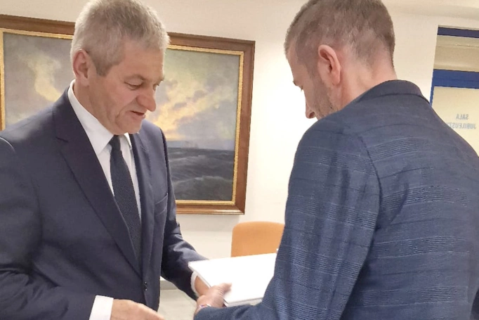 Zdjęcie nr 4 z galerii Wiedza gwarantująca bezpieczeństwo. Akademia WSB uczy samorządy jak chronić ludzi i przygotować się na wypadek wojny
