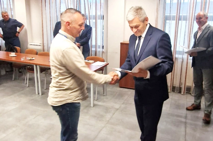 Zdjęcie nr 8 z galerii Wiedza gwarantująca bezpieczeństwo. Akademia WSB uczy samorządy jak chronić ludzi i przygotować się na wypadek wojny