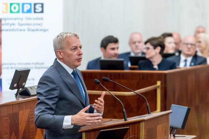 Zdjęcie nr 4 z galerii Akademia WSB na I Forum Śląskich Uniwersytetów Trzeciego Wieku