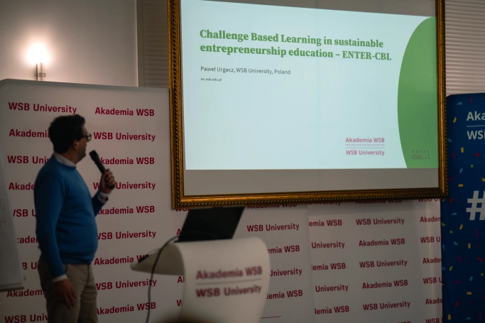 Zdjęcie nr 5 z galerii VII Międzynarodowy Tydzień Kadry Akademickiej w Akademii WSB: Grywalizacja i rozwiązywanie problemów dla globalnego wpływu