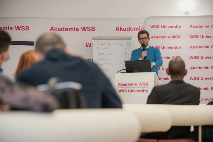 Zdjęcie nr 7 z galerii VII Międzynarodowy Tydzień Kadry Akademickiej w Akademii WSB: Grywalizacja i rozwiązywanie problemów dla globalnego wpływu