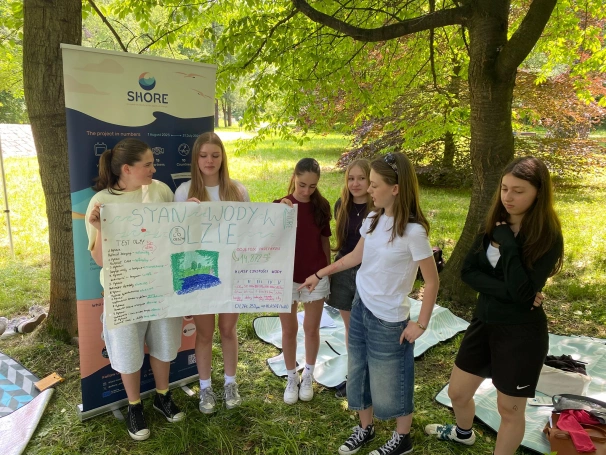 Zdjęcie nr 15 z galerii Jak rzeka wpływa na morze? Warsztaty w Cieszynie w ramach projektu SHORE: EmpOweR Students as the agents of cHangE