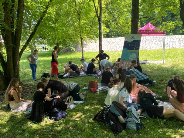 Zdjęcie nr 25 z galerii Jak rzeka wpływa na morze? Warsztaty w Cieszynie w ramach projektu SHORE: EmpOweR Students as the agents of cHangE