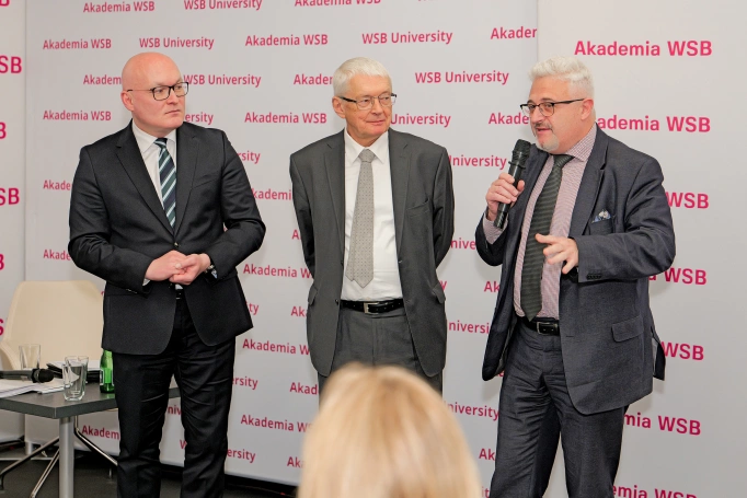 Zdjęcie nr 32 z galerii Hutnictwo w ogniu transformacji. Akademia WSB na kilka godzin stała się stolicą branży stalowej