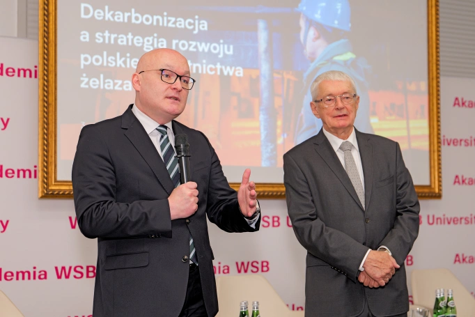 Zdjęcie nr 4 z galerii Hutnictwo w ogniu transformacji. Akademia WSB na kilka godzin stała się stolicą branży stalowej