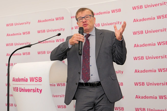 Zdjęcie nr 10 z galerii Hutnictwo w ogniu transformacji. Akademia WSB na kilka godzin stała się stolicą branży stalowej