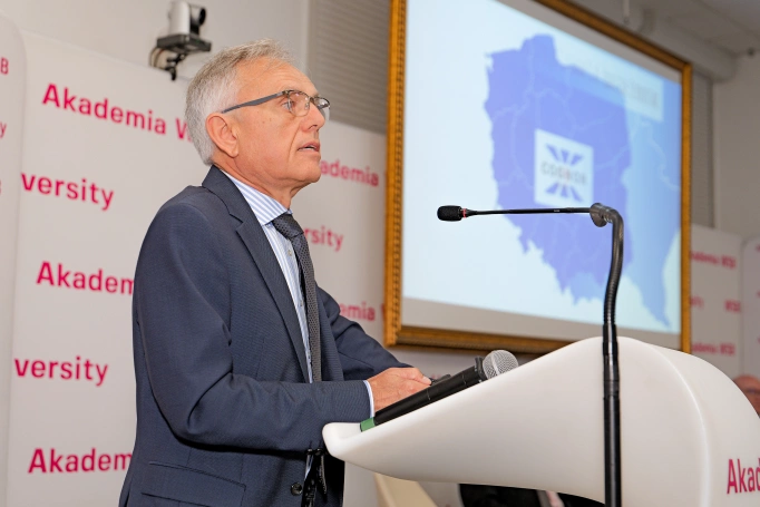 Zdjęcie nr 18 z galerii Hutnictwo w ogniu transformacji. Akademia WSB na kilka godzin stała się stolicą branży stalowej