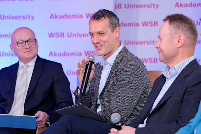 Zdjęcie nr 37 z galerii Sztuczna Inteligencja, czyli prawdziwa rewolucja. AWSB poszerza horyzonty AI
