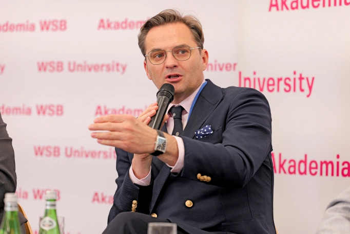 Zdjęcie nr 31 z galerii Konferencja doktorantów - 14 czerwca 2025