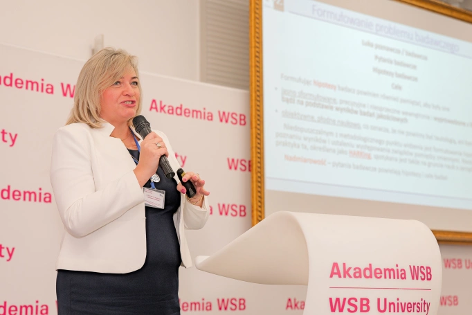 Zdjęcie nr 42 z galerii Konferencja doktorantów - 14 czerwca 2025