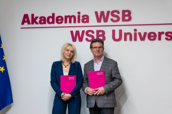 Zdjęcie nr 4 z galerii Nowe perspektywy dla uczniów z Zawiercia – II L.O. dołącza do grona szkół partnerskich Akademii WSB