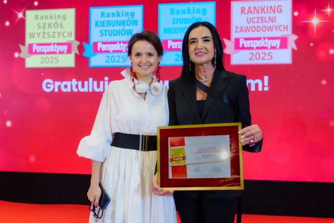 Zdjęcie nr 2 z galerii Akademia WSB jeszcze wyżej na podium najlepszych uczelni w Polsce