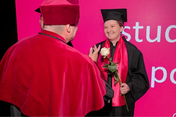 Zdjęcie nr 5 z galerii Gala Akademicka 2025 – święto Absolwentów Akademii WSB w Cieszynie