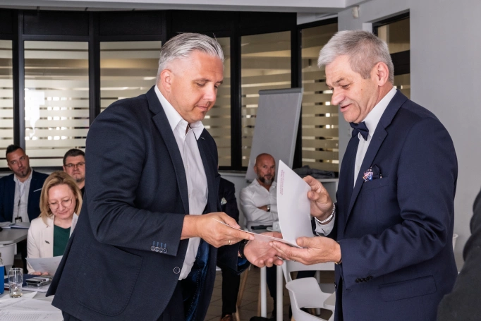 Zdjęcie nr 2 z galerii Akademia WSB szkoli dąbrowskich samorządowców – obrona cywilna w praktyce