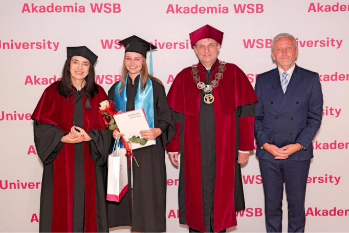 Zdjęcie nr 95 z galerii Gala Rozdania Dyplomów Akademii WSB w Żywcu