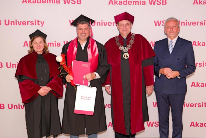 Zdjęcie nr 97 z galerii Gala Rozdania Dyplomów Akademii WSB w Żywcu
