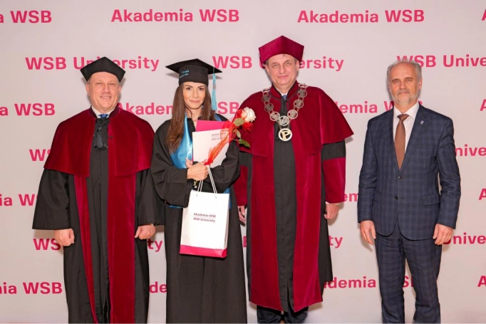 Zdjęcie nr 105 z galerii Gala Rozdania Dyplomów Akademii WSB w Żywcu