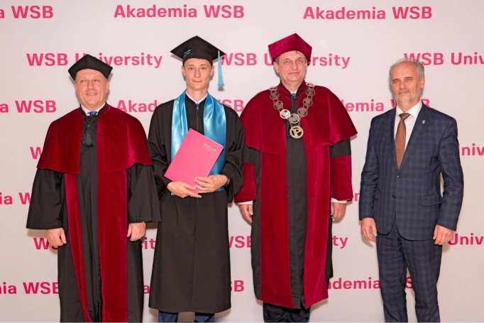 Zdjęcie nr 107 z galerii Gala Rozdania Dyplomów Akademii WSB w Żywcu