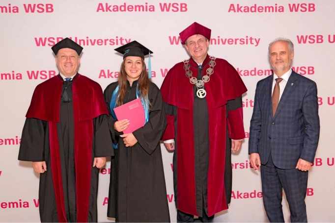 Zdjęcie nr 110 z galerii Gala Rozdania Dyplomów Akademii WSB w Żywcu