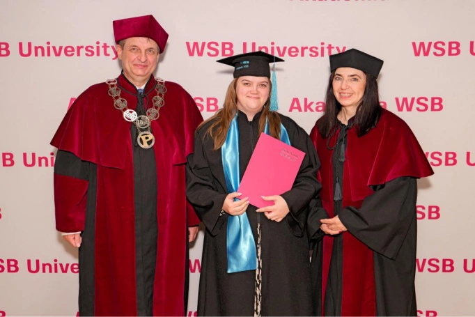 Zdjęcie nr 118 z galerii Gala Rozdania Dyplomów Akademii WSB w Żywcu