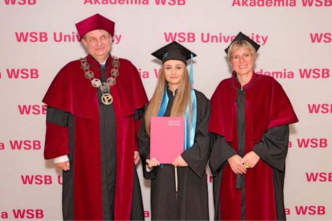 Zdjęcie nr 121 z galerii Gala Rozdania Dyplomów Akademii WSB w Żywcu