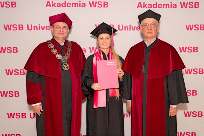 Zdjęcie nr 131 z galerii Gala Rozdania Dyplomów Akademii WSB w Żywcu