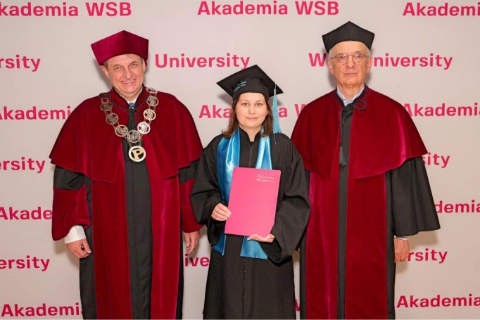 Zdjęcie nr 136 z galerii Gala Rozdania Dyplomów Akademii WSB w Żywcu