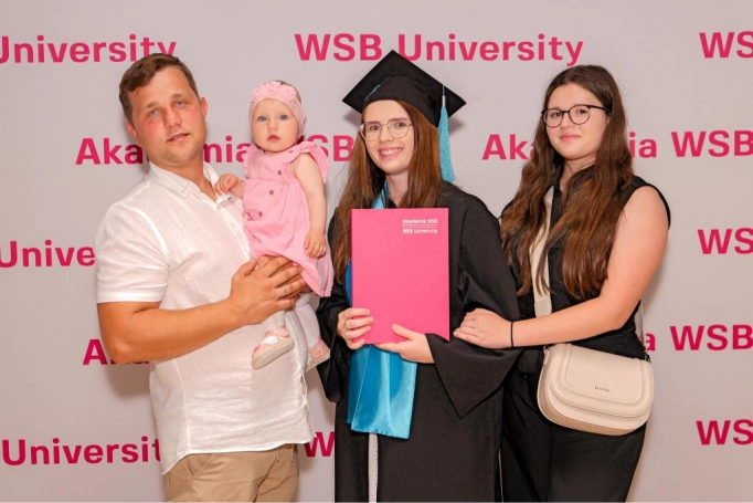 Zdjęcie nr 165 z galerii Gala Rozdania Dyplomów Akademii WSB w Żywcu