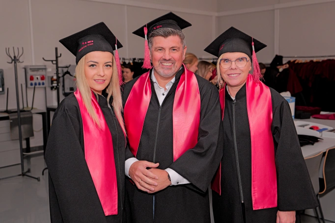 Zdjęcie nr 2 z galerii Gala Rozdania Dyplomów Akademii WSB w Żywcu