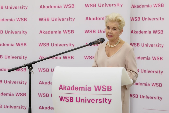 Zdjęcie nr 8 z galerii Wieloprofilowe Centrum Symulacji Medycznych Collegium Medicum im. prof. Kazimierza Imielińskiego. Akademia WSB dla humanizacji medycyny 