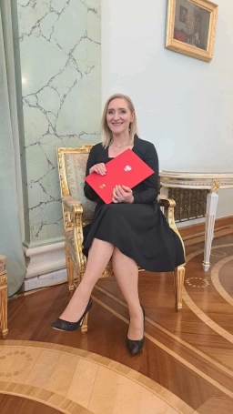 Zdjęcie nr 4 z galerii Prof. Monika Bąk Sosnowska uhonorowana przez Prezydenta RP 