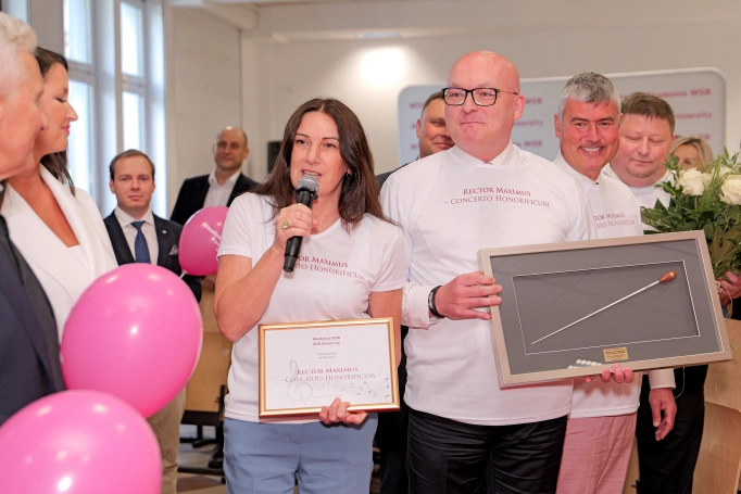 Zdjęcie nr 25 z galerii Radośnie, wzniośle i symbolicznie. Kolejne święto Akademii WSB